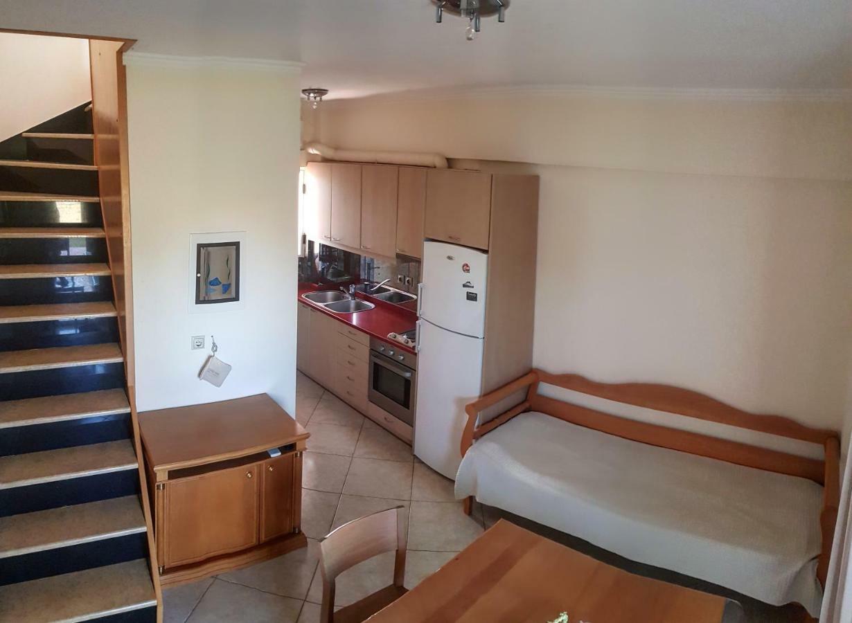Christopoulos Villas Éjo Kültér fotó
